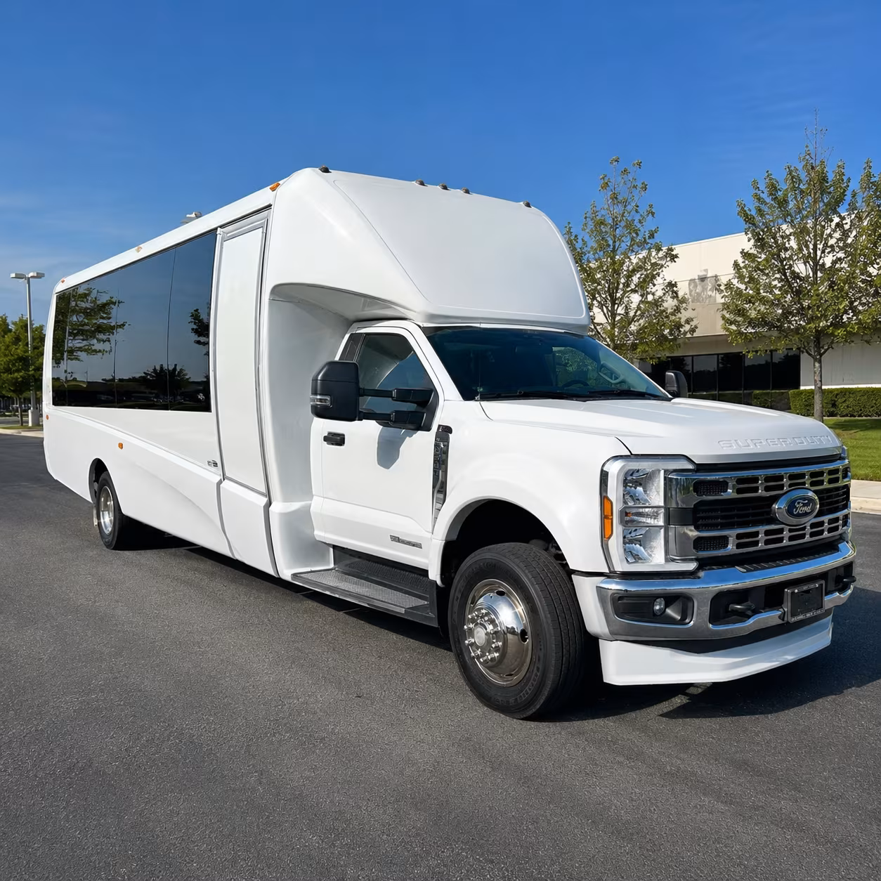 aurora wine tour transportation